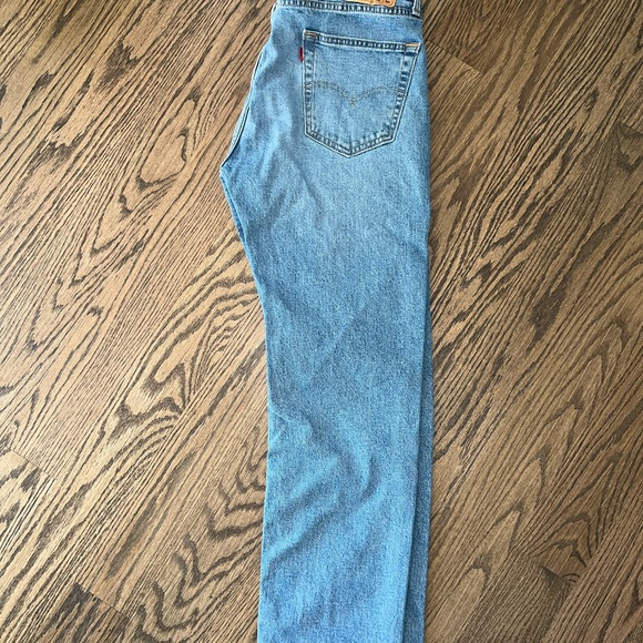 Levi's Men's 505 Jeans W33 L30 Medium Wash - Picture 5 of 6